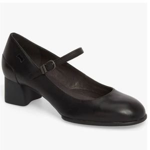 NEW CAMPER Katie Mary Jane Pump